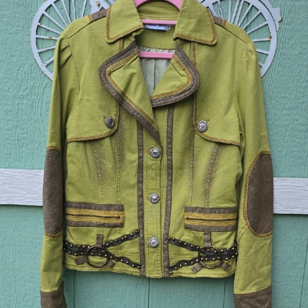 Chic NICOLA BERTI StuddedOlive Green Jean Jacket NWOT XL BUT FITS LIKE A MEDIUM